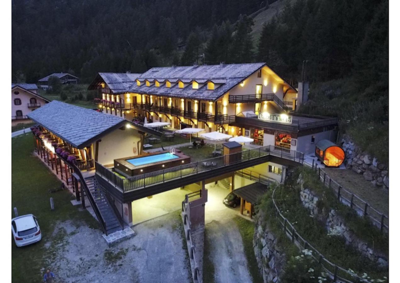 Chalet Du Lys Hotel & Spa Грессоней-ла-Трините Экстерьер фото