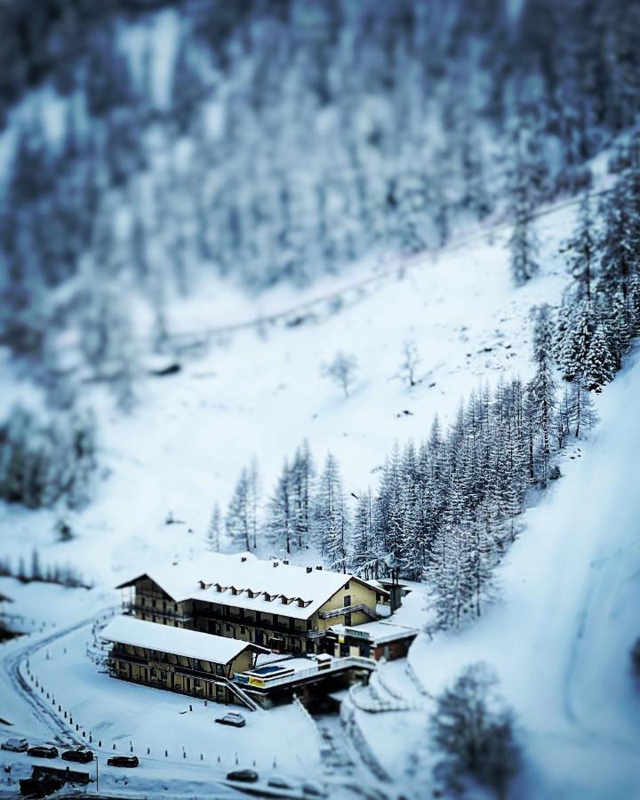 Chalet Du Lys Hotel & Spa Грессоней-ла-Трините Экстерьер фото
